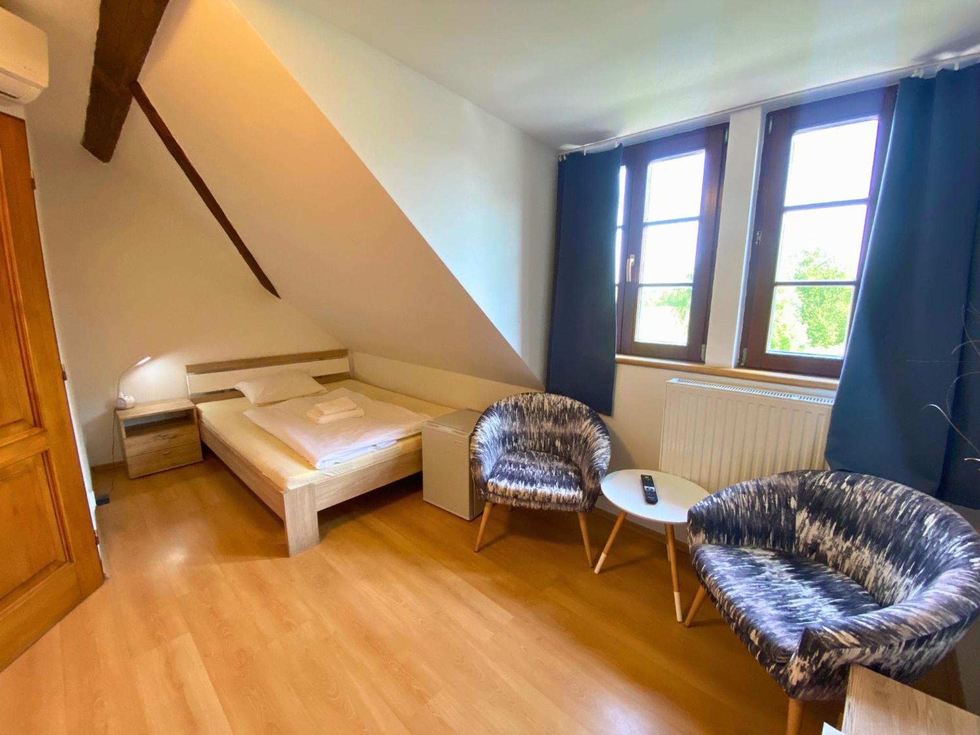 צ'סקה בודיוביצה Wellness Hotel & Minipivovar Knezinek מראה חיצוני תמונה