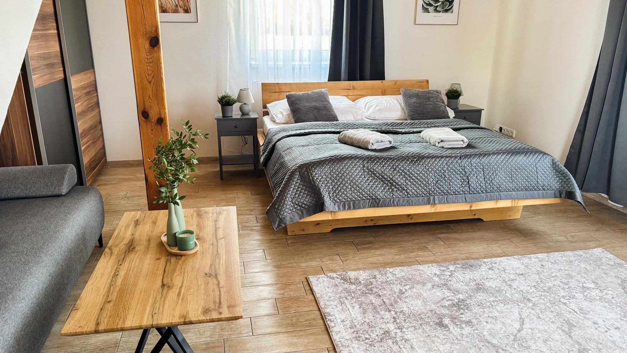 צ'סקה בודיוביצה Wellness Hotel & Minipivovar Knezinek מראה חיצוני תמונה